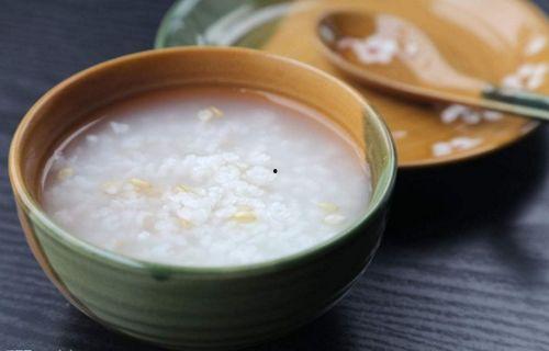 睡前吃蒲瓜稀饭视频,揭秘睡前美食的神奇功效