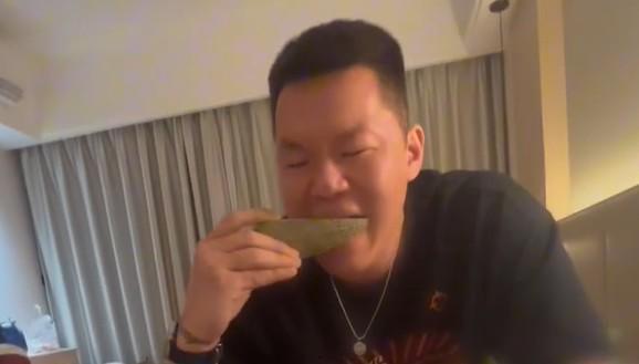 怎么弄一些吃瓜视频呢,轻松制作热门吃瓜视频教程