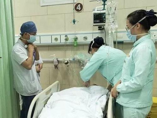 吃瓜一家四口住院视频播放,吃瓜群众见证家庭挑战时刻