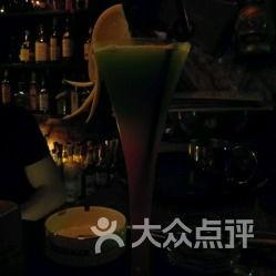 厦门某酒吧吃瓜视频大全,一网打尽热门视频集锦