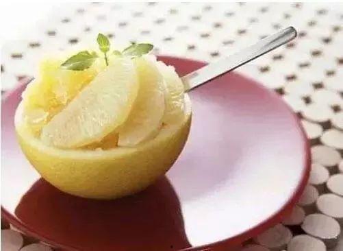 吃冰冰凉蜜瓜视频,蜜瓜冰淇淋，清凉一夏尽享美味